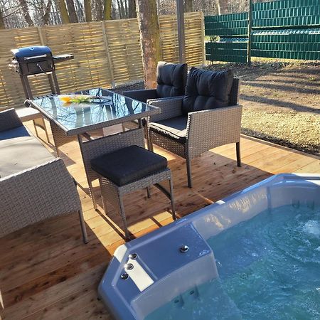 Parkcity カトヴィツェ エクステリア 写真