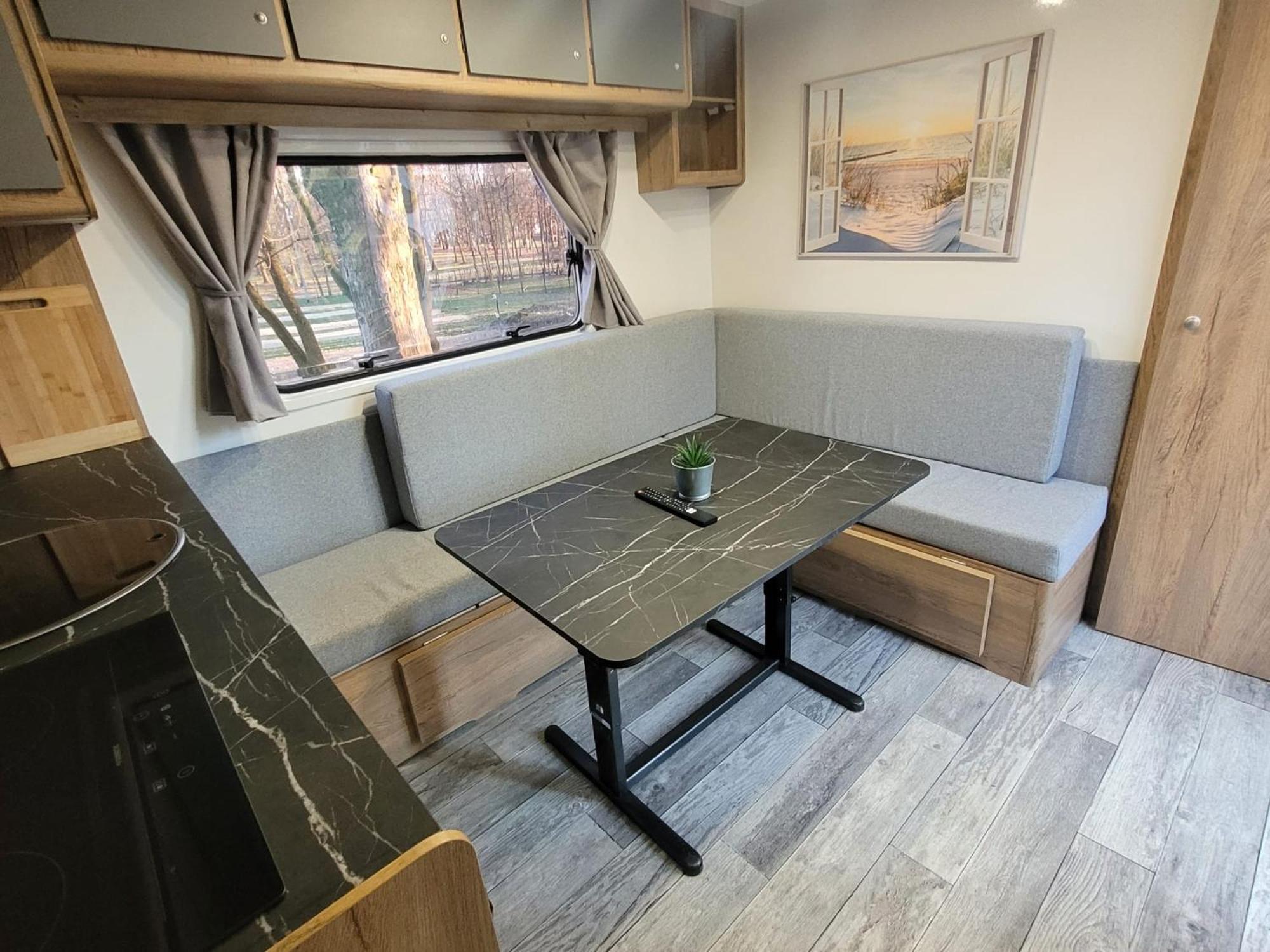 Parkcity カトヴィツェ 部屋 写真